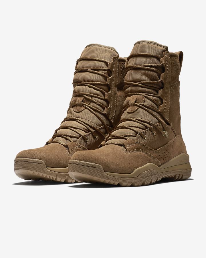Botas Tácticas Nike SFB Field 2 8