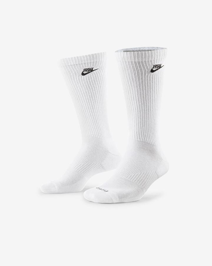 Calcetines Nike Everyday Plus Cushioned Basketball Crew Hombre Negras Blancas | SWGAT-8926