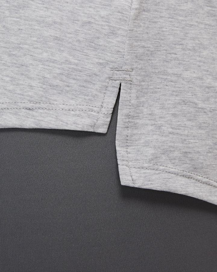 Camisas Nike Dri-FIT UV One Luxe Standard Fit Long-Sleeve Top Mujer Gris | HTJXD-5340