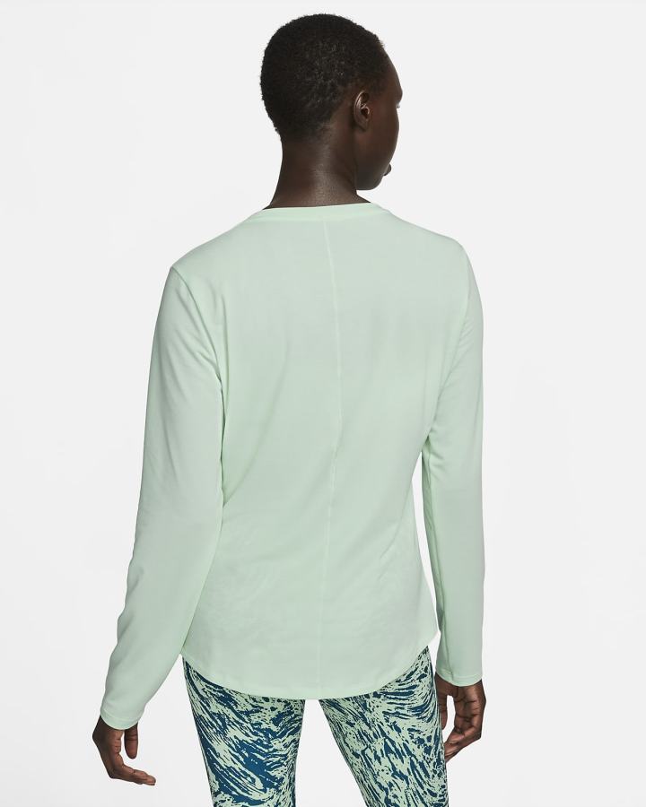 Camisas Nike Dri-FIT UV One Luxe Standard Fit Long-Sleeve Top Mujer Verde Menta | VAUSW-5908
