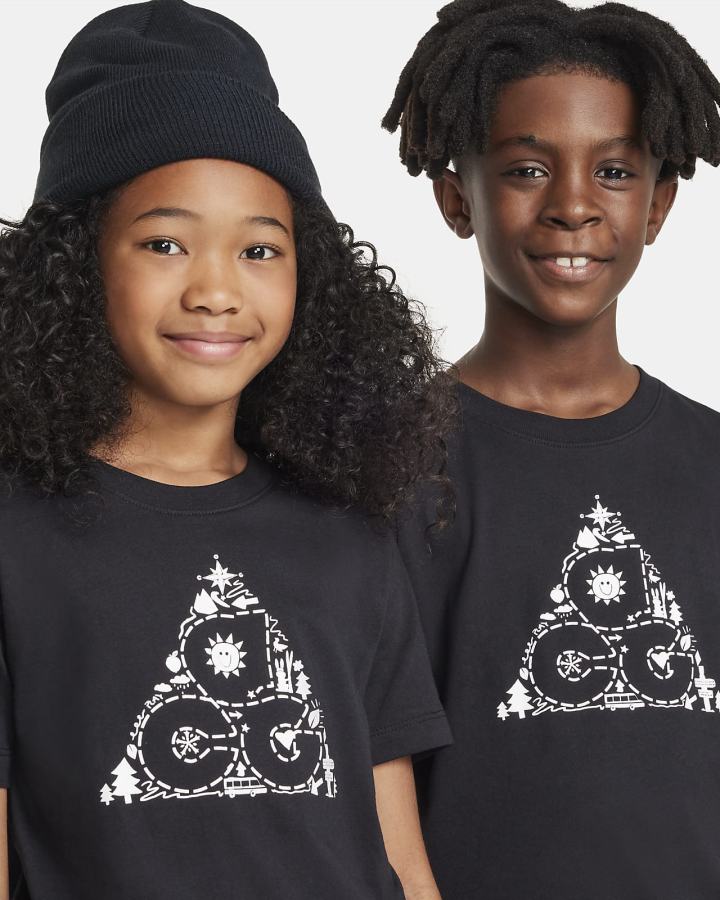 Camiseta Nike ACG Kids Niño Negras | PXCIU-9165