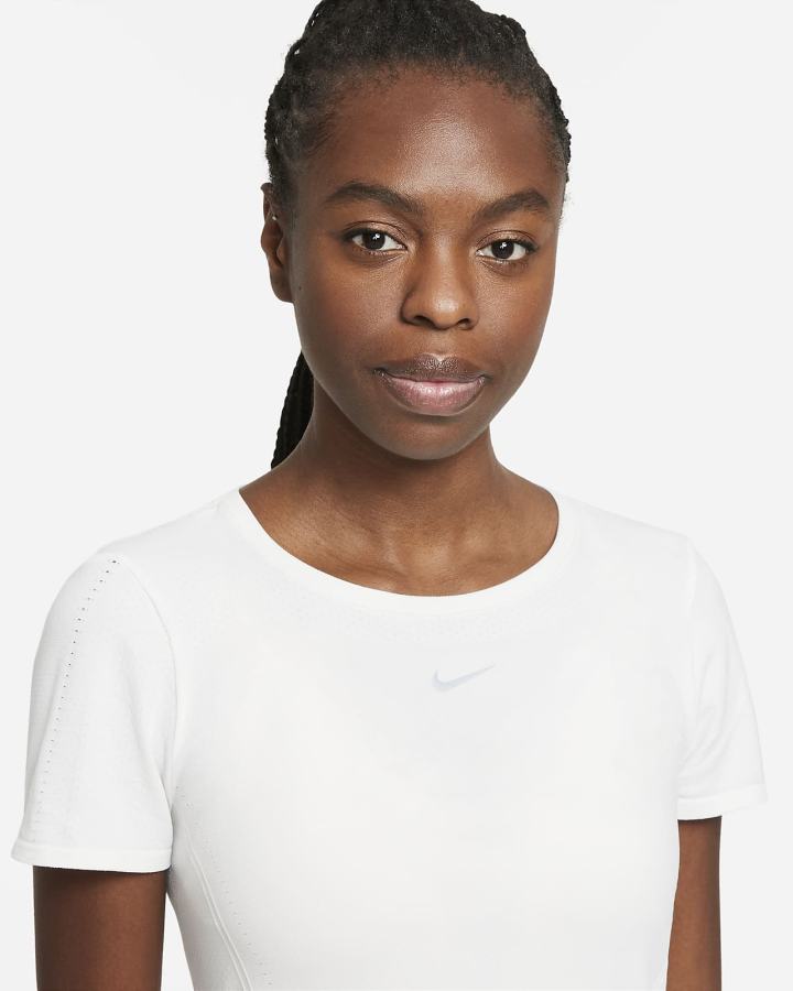 Camiseta Nike Dri-FIT ADV Aura Slim-Fit Short-Sleeve Top Mujer Blancas | WGMKJ-7214