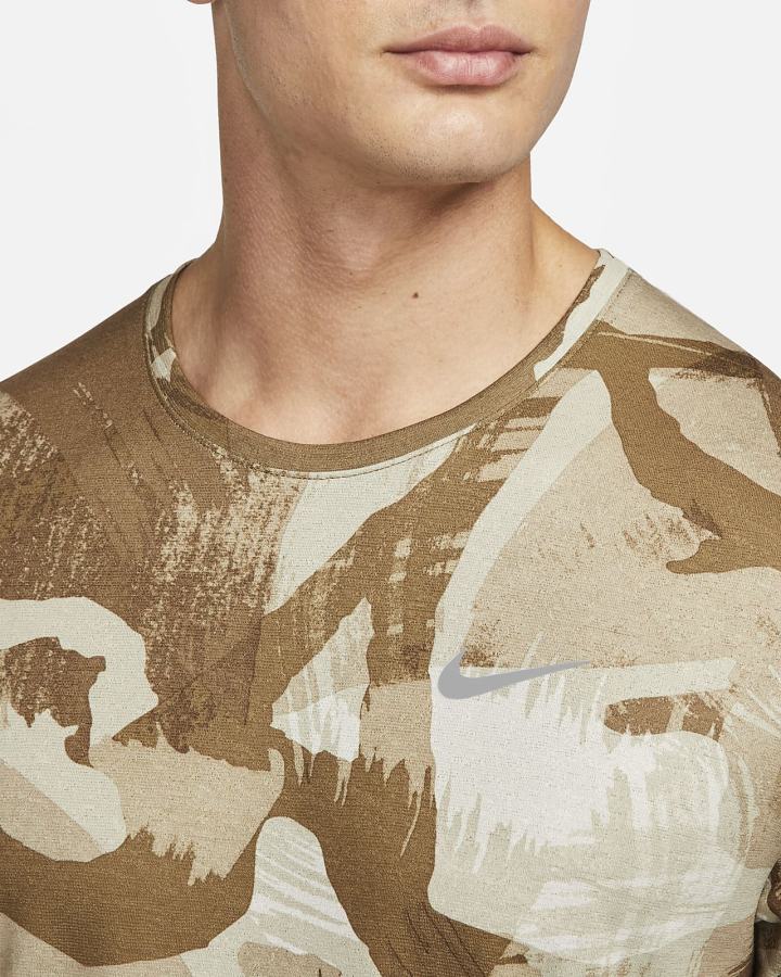 Camiseta Nike Dri-FIT Miler Short-Sleeve Camo Hombre Marrones | PIHQE-9845