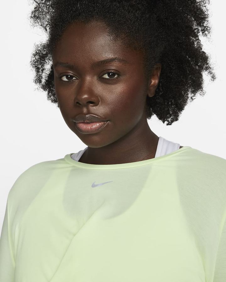 Camiseta Nike Dri-FIT One Luxe Twist Cropped Short-Sleeve Top Mujer Verde Claro | PGBWA-6321