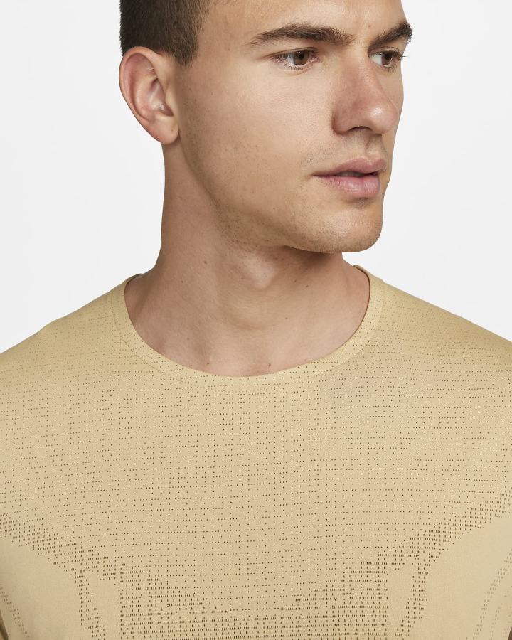 Camiseta Nike Dri-FIT Rise 365 Short-Sleeve Trail Hombre Naranjas | OQUAH-3249