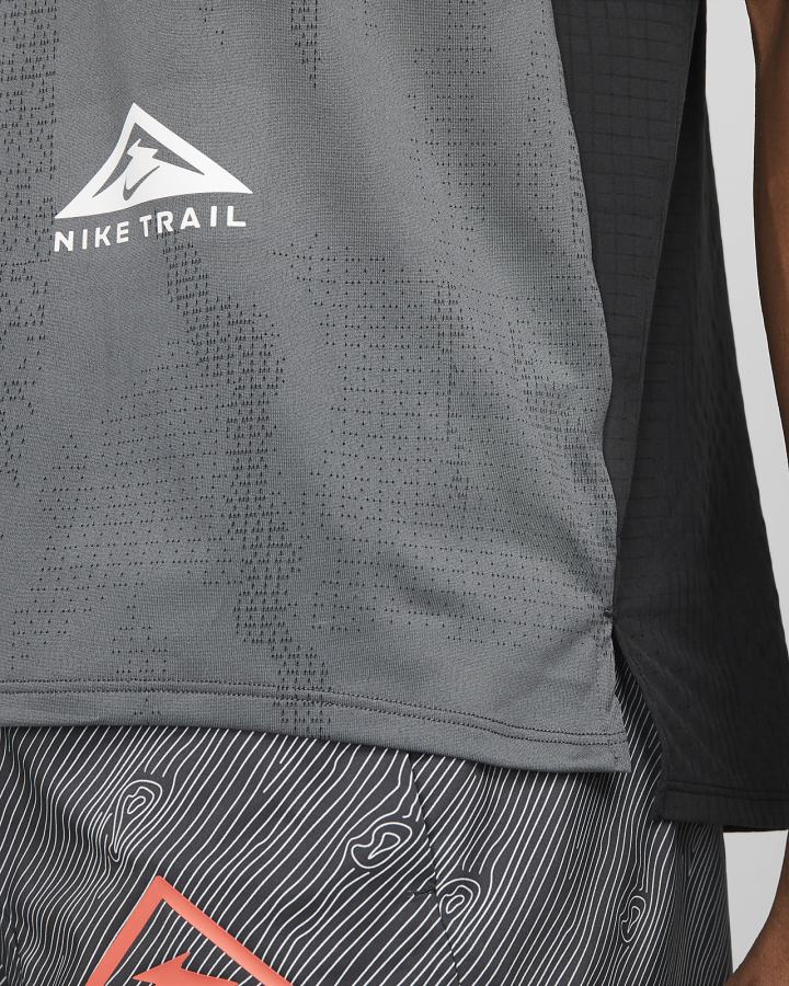 Camiseta Nike Dri-FIT Rise 365 Short-Sleeve Trail Hombre Negras Blancas | QTZMP-9085