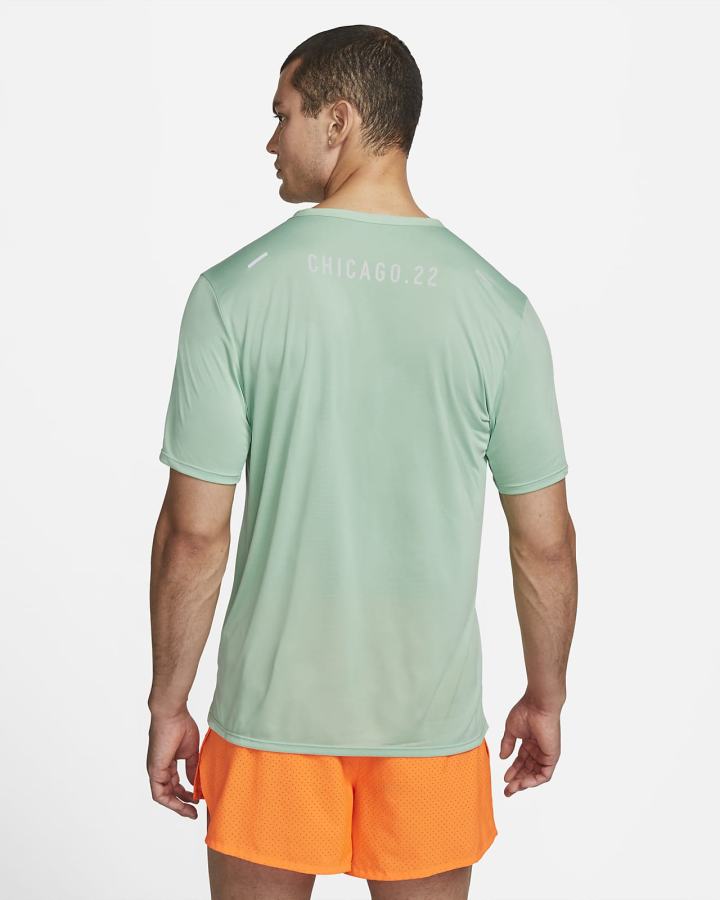 Camiseta Nike Dri-FIT Rise 365 Short-Sleeve Hombre Verde Naranjas | VWCOB-2348