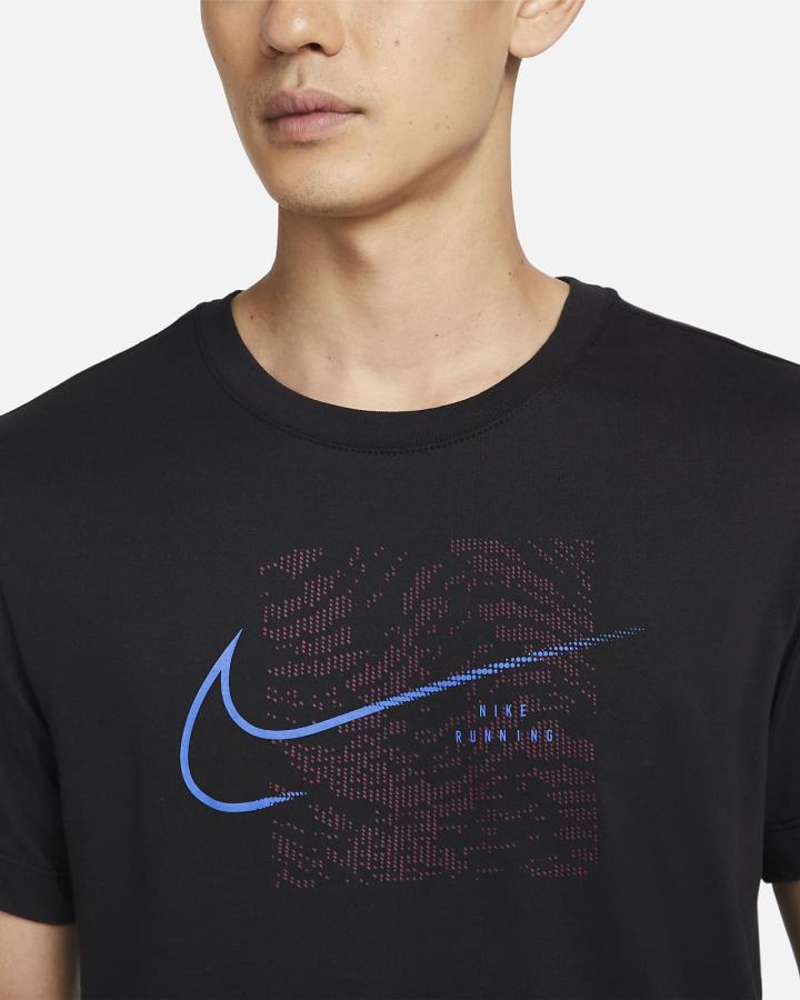 Camiseta Nike Dri-FIT Run Division Running Hombre Negras | XUNCP-7052