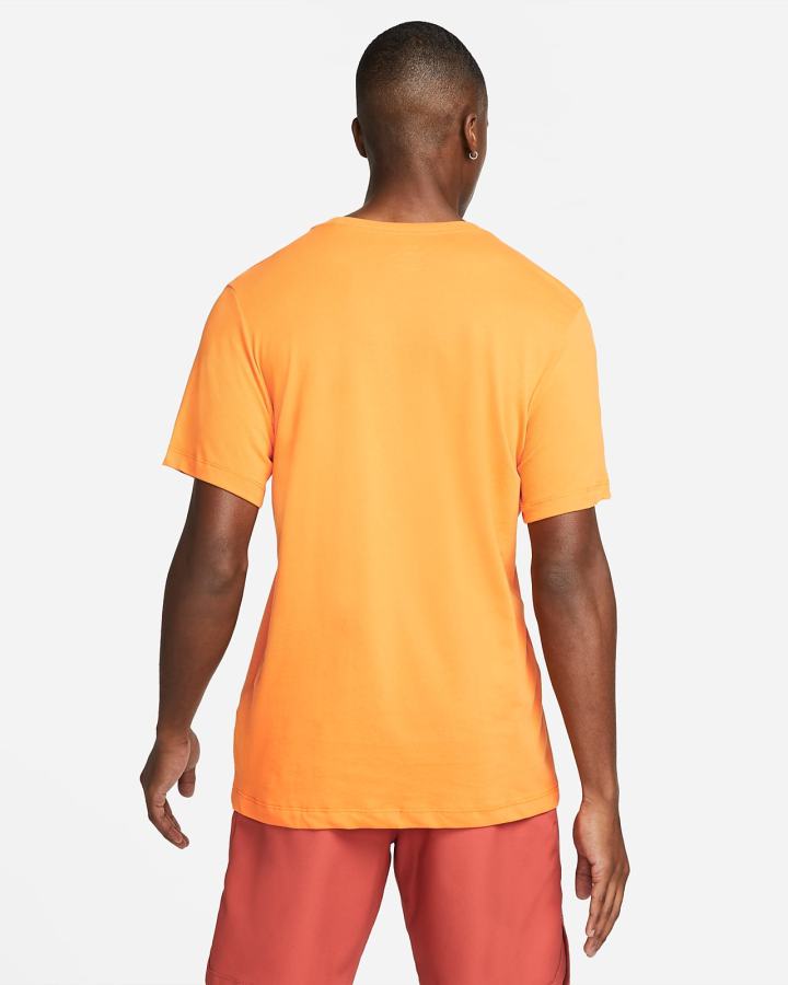 Camiseta Nike Dri-FIT Swoosh Training Hombre Amarillo | CWTQR-1549