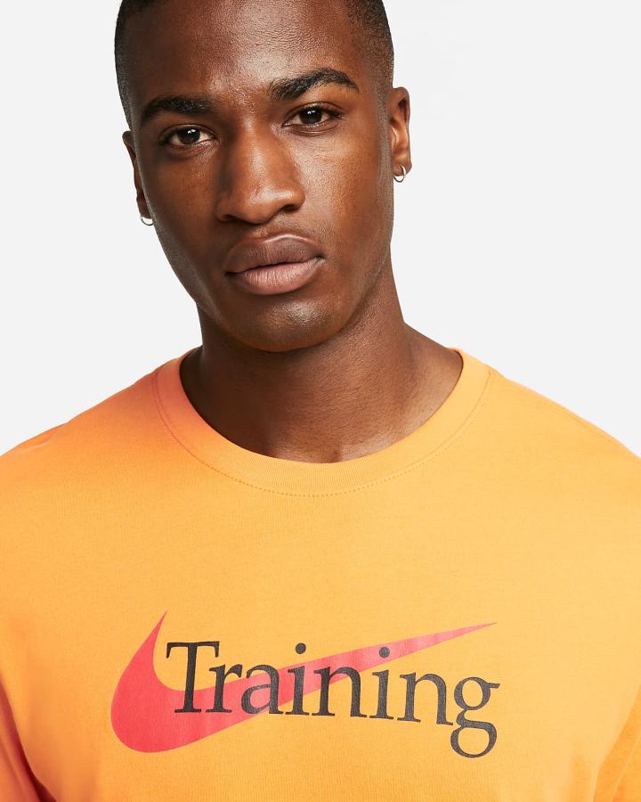 Camiseta Nike Dri-FIT Swoosh Training Hombre Amarillo | CWTQR-1549