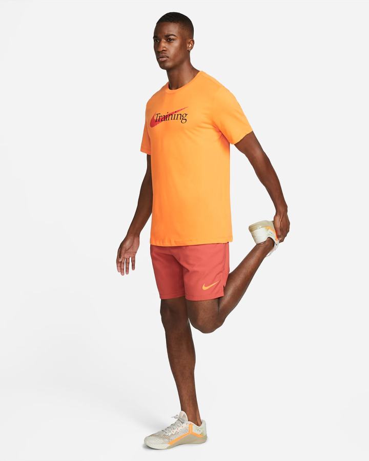 Camiseta Nike Dri-FIT Swoosh Training Hombre Amarillo | CWTQR-1549