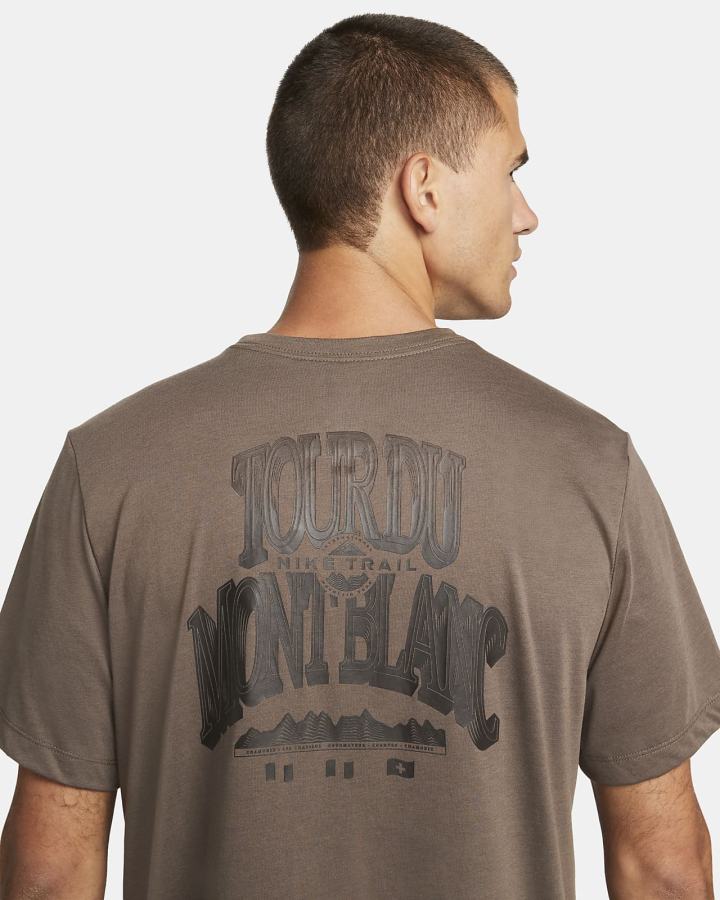 Camiseta Nike Dri-FIT Trail Hombre Marrones | WQDUA-4790