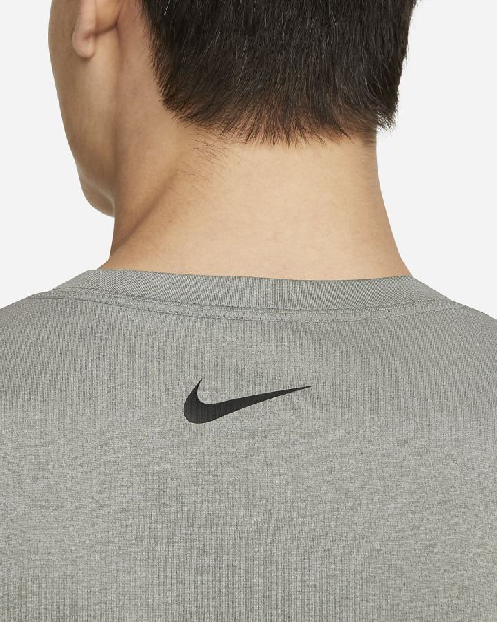 Camiseta Nike Dri-FIT Training Hombre Gris Oscuro | BZSHL-6813