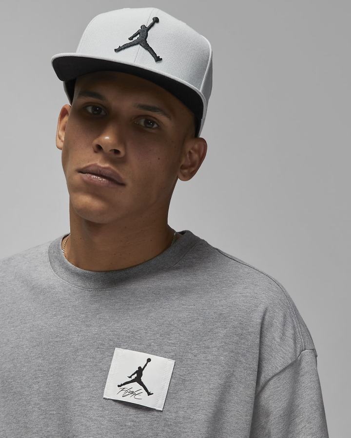 Camiseta Nike Jordan Flight Essentials Oversized Hombre Gris Oscuro | NQGKS-9567