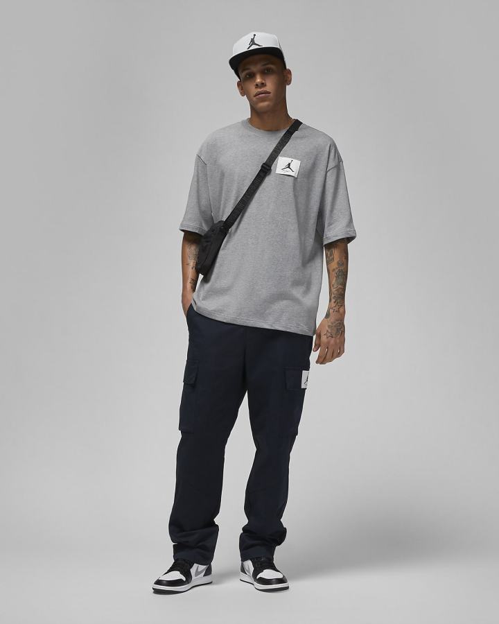 Camiseta Nike Jordan Flight Essentials Oversized Hombre Gris Oscuro | NQGKS-9567