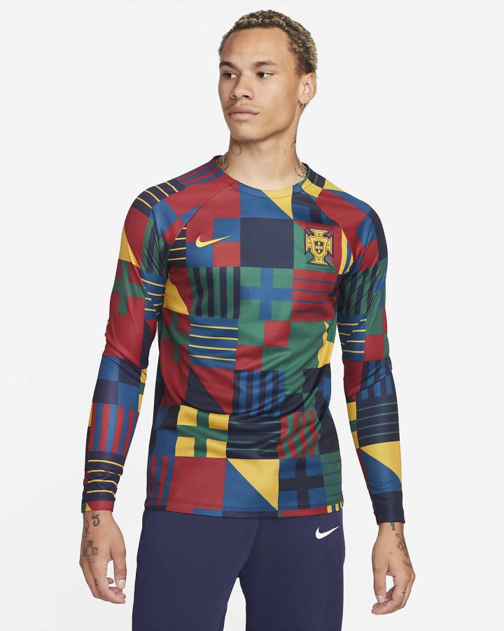 Camiseta Nike Portugal Dri-FIT Pre-Match Soccer Top Hombre Obsidian Doradas | KRHPG-8320