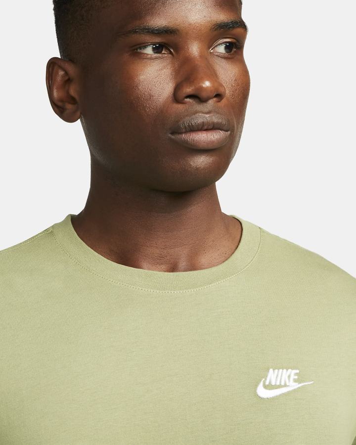 Camiseta Nike Sportswear Club Hombre Blancas | FIDPL-3597