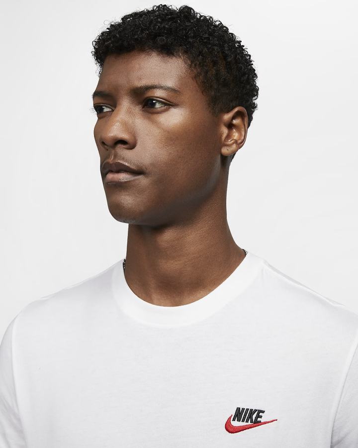 Camiseta Nike Sportswear Club Hombre Blancas Negras Rojas | ZYTBP-5068
