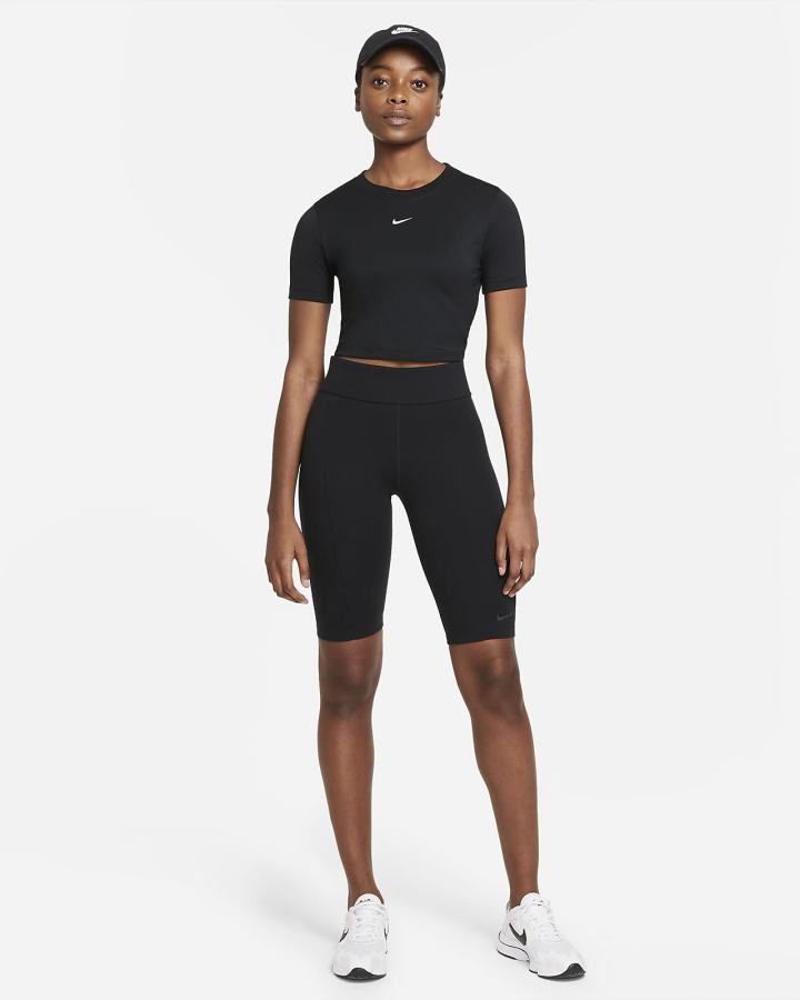 Camiseta Nike Sportswear Essential Crop Top Mujer Negras Blancas | UIBNR-7193