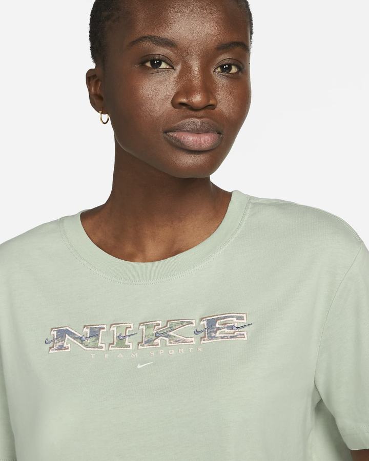 Camiseta Nike Sportswear Essential Cropped Mujer Verde | EWABY-6103