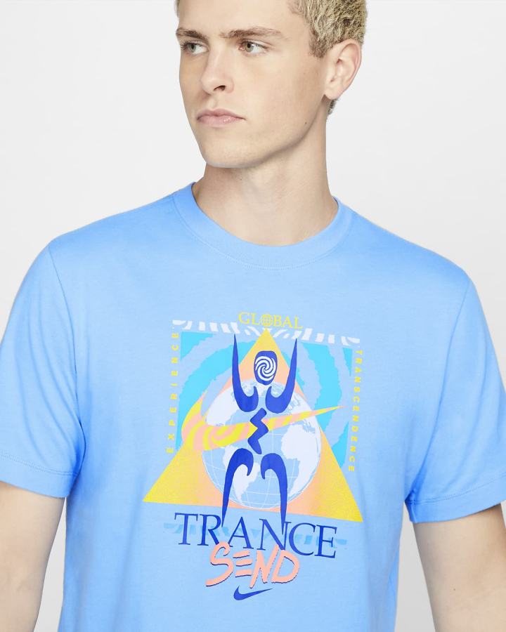 Camiseta Nike Sportswear Hombre Azules | FSTQW-3621