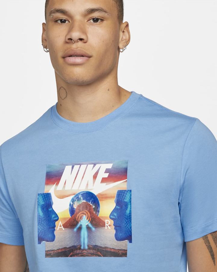 Camiseta Nike Sportswear Hombre Azules | KSTQA-4689