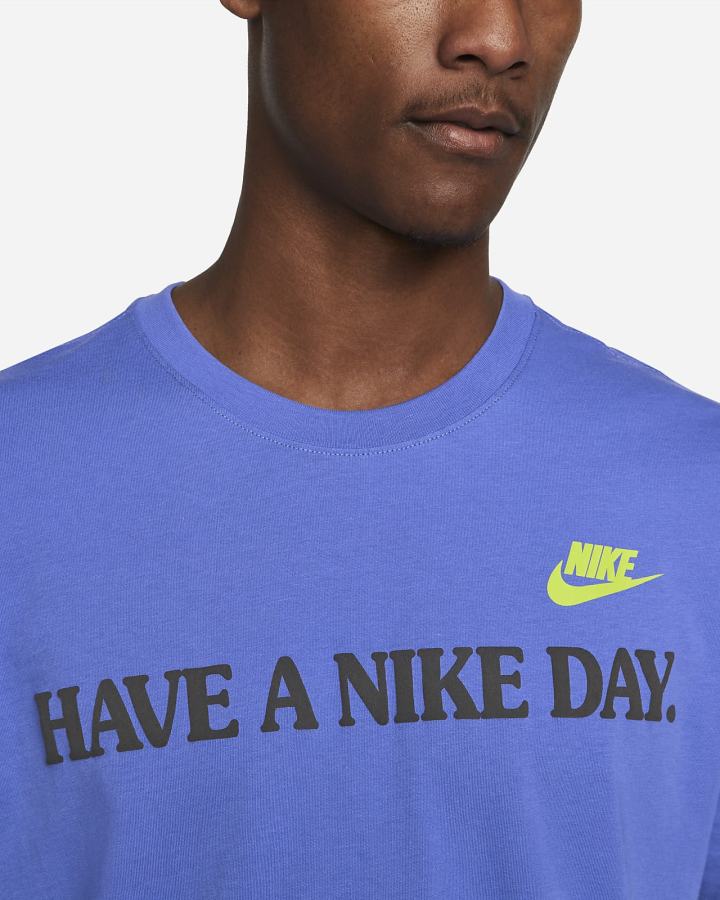 Camiseta Nike Sportswear Hombre Azules Claro | ZRYHP-2036