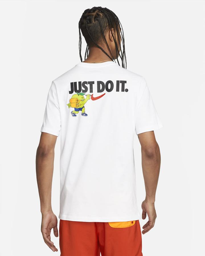Camiseta Nike Sportswear Hombre Blancas | BXCHD-8572