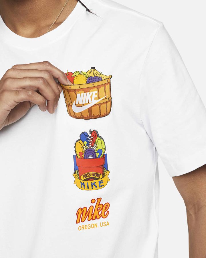 Camiseta Nike Sportswear Hombre Blancas | BXCHD-8572