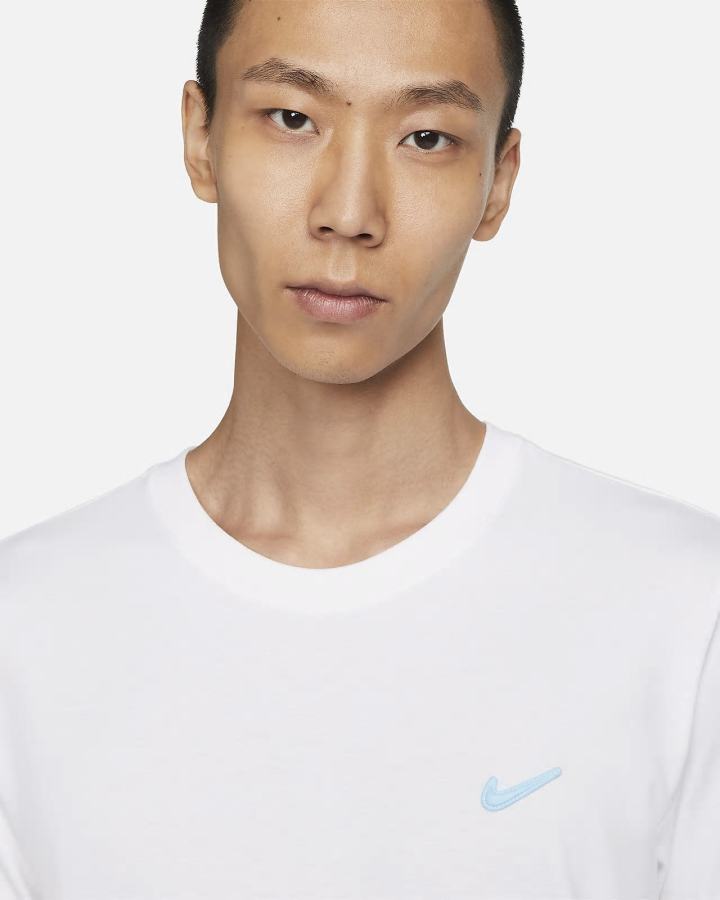 Camiseta Nike Sportswear Hombre Blancas | CEGFW-1379