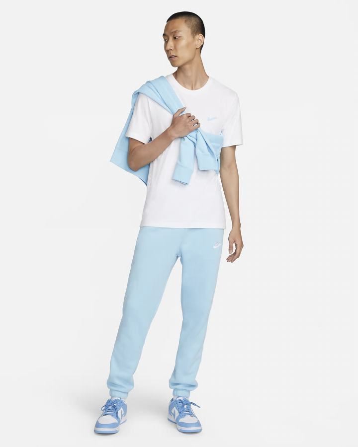 Camiseta Nike Sportswear Hombre Blancas | CEGFW-1379