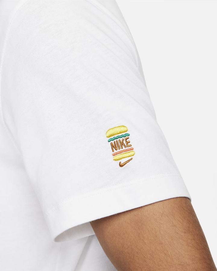 Camiseta Nike Sportswear Hombre Blancas | PQAGV-9457