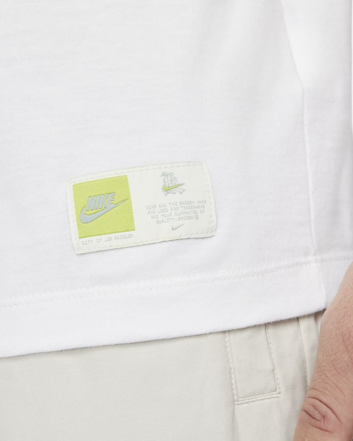 Camiseta Nike Sportswear Hombre Blancas | ZQYAB-0598