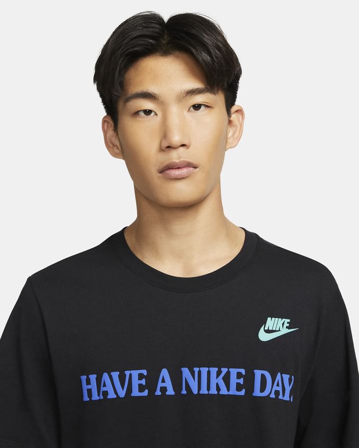 Camiseta Nike Sportswear Hombre Negras | KGFEW-0438