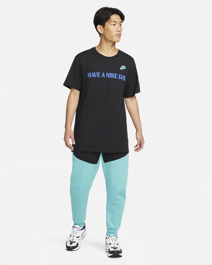 Camiseta Nike Sportswear Hombre Negras | KGFEW-0438