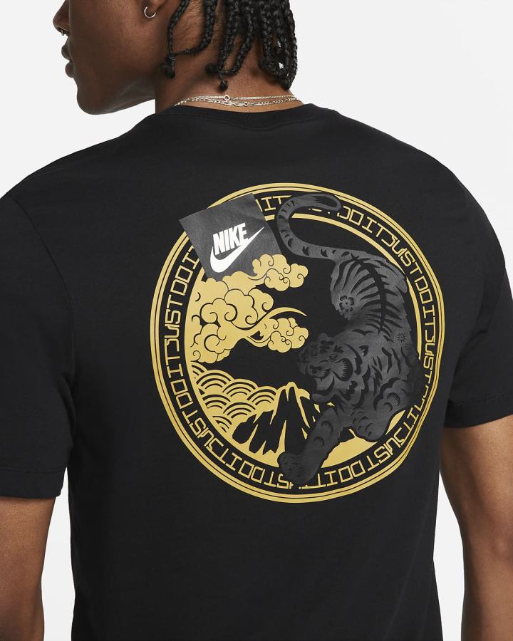 Camiseta Nike Sportswear Hombre Negras | MCYLB-9632