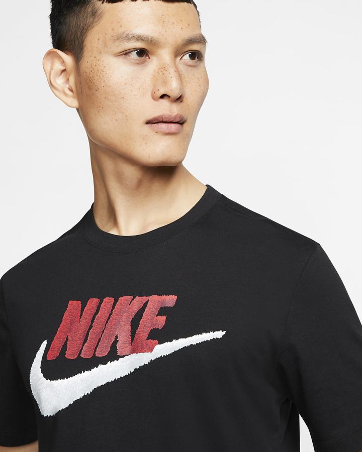 Camiseta Nike Sportswear Hombre Negras Rojas Blancas | DCTIL-8753