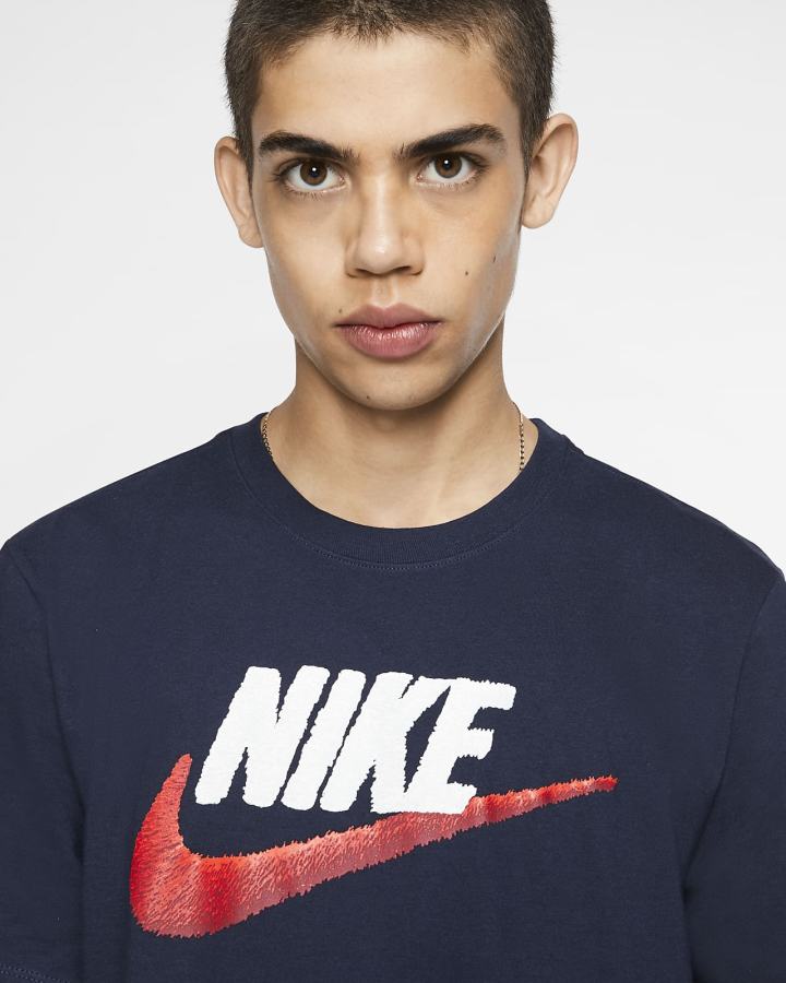 Camiseta Nike Sportswear Hombre Obsidian Blancas Rojas | BTIKY-5108