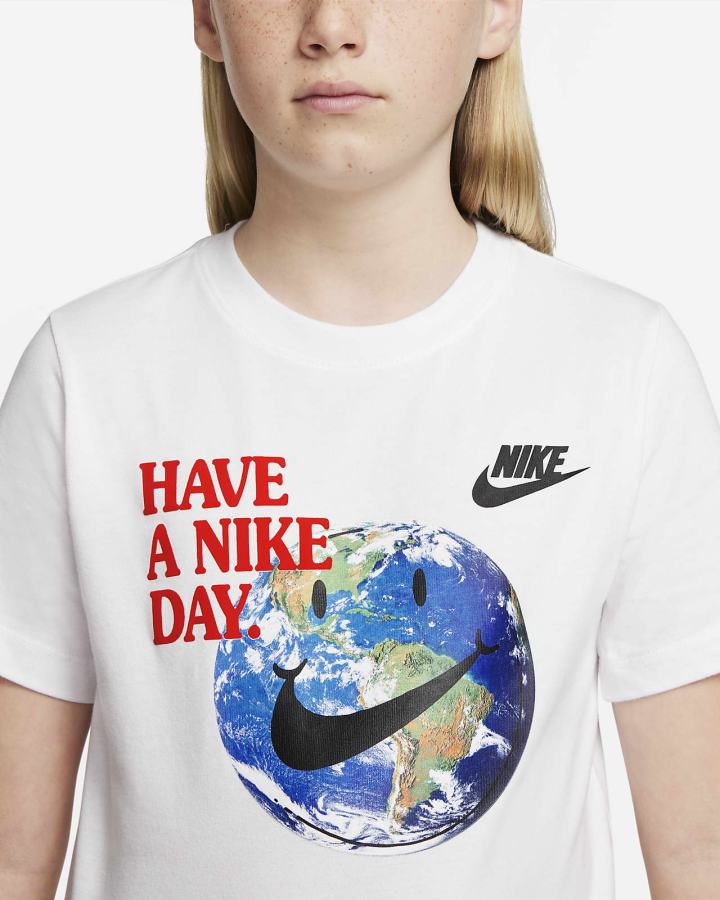Camiseta Nike Sportswear Kids Niño Blancas | ZHLKM-5943