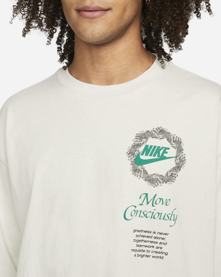 Camiseta Nike Sportswear Long-Sleeve Hombre Beige Claro | YOFNB-6710