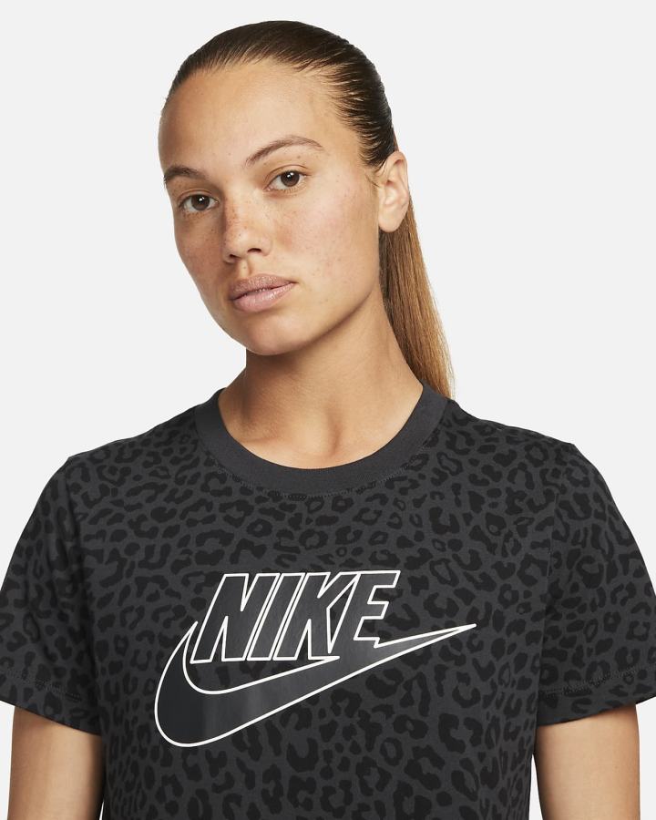 Camiseta Nike Sportswear Mujer Negras | GYQJT-5910