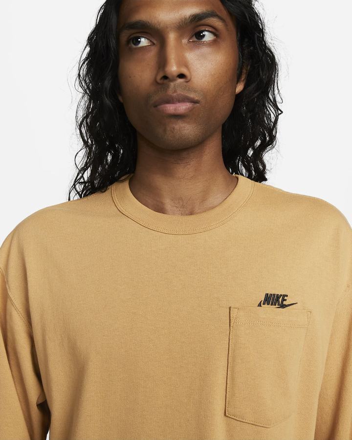 Camiseta Nike Sportswear Premium Essentials Long-Sleeve Pocket Hombre Doradas | JKBWS-9125