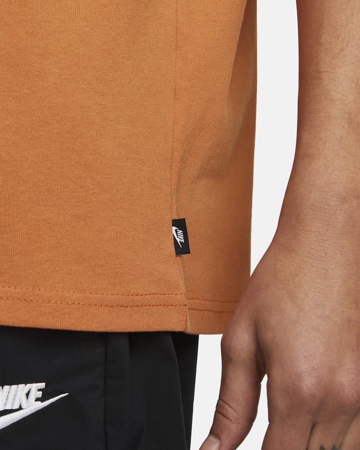 Camiseta Nike Sportswear Premium Essentials Hombre Amarillo Oscuro Negras | KTRHQ-8297