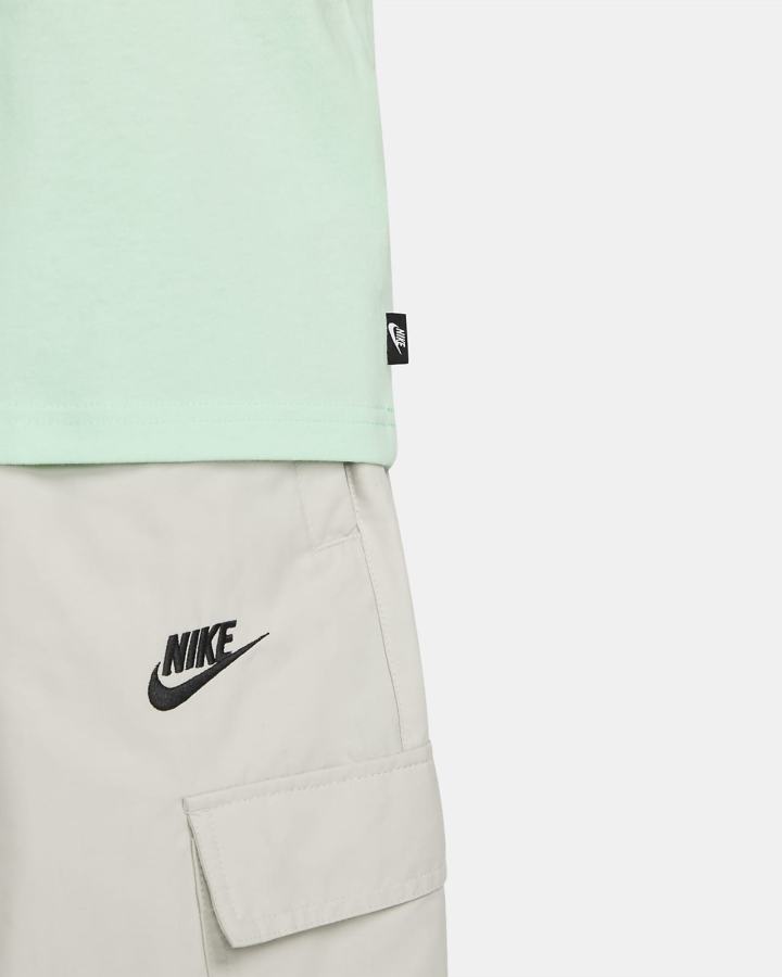 Camiseta Nike Sportswear Premium Essentials Hombre Verde Menta Negras | OBXAL-2936