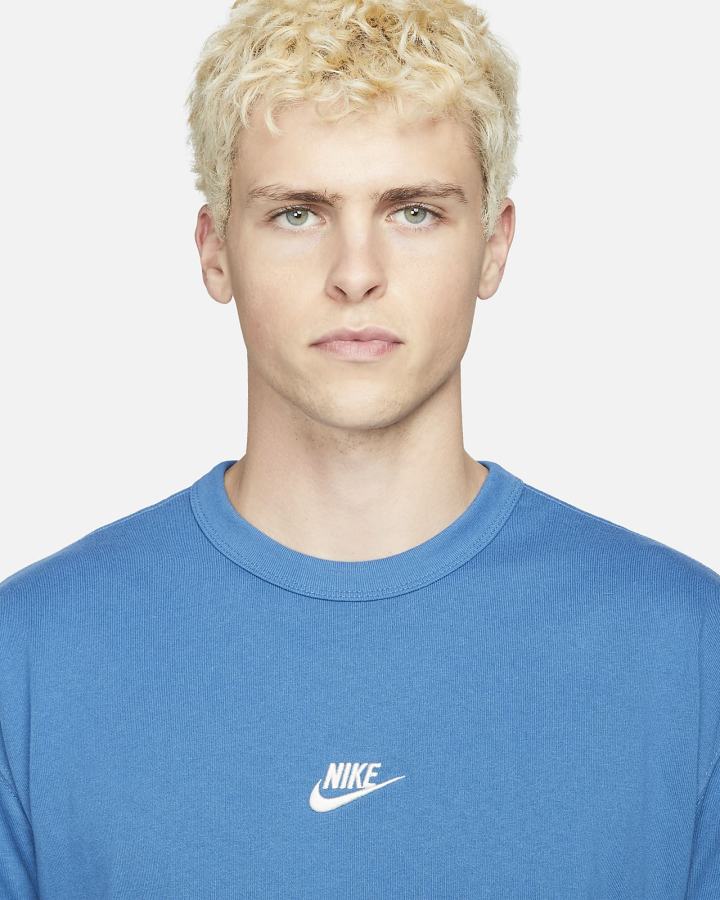 Camiseta Nike Sportswear Premium Essentials Hombre Azules Oscuro Beige Claro | PIKBD-7538