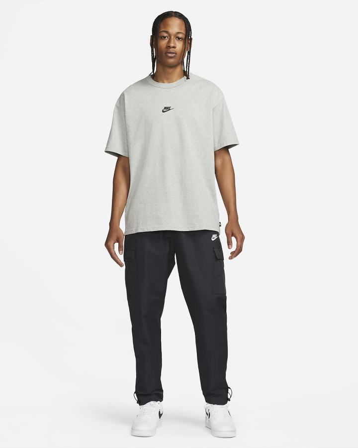 Camiseta Nike Sportswear Premium Essentials Hombre Gris Oscuro | XLSJW-4170