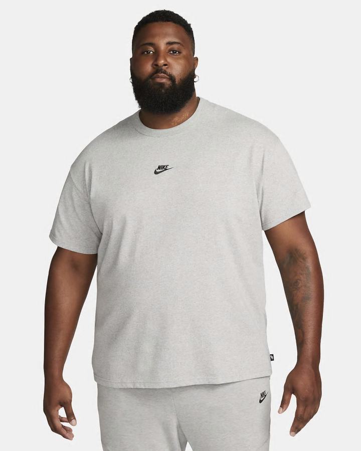 Camiseta Nike Sportswear Premium Essentials Hombre Gris Oscuro | XLSJW-4170