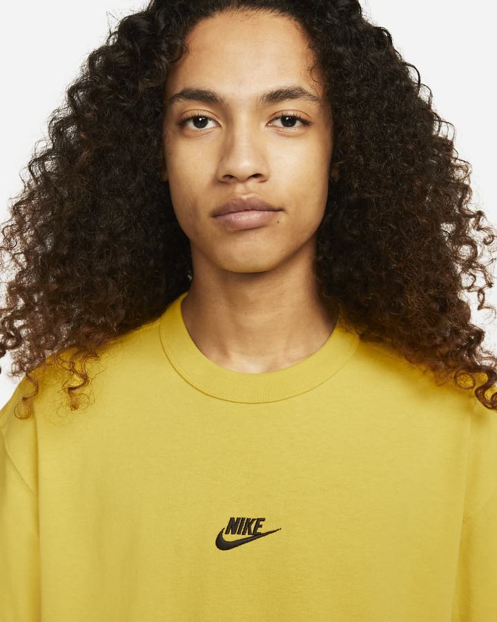 Camiseta Nike Sportswear Premium Essentials Hombre Negras | ZEQAC-6391