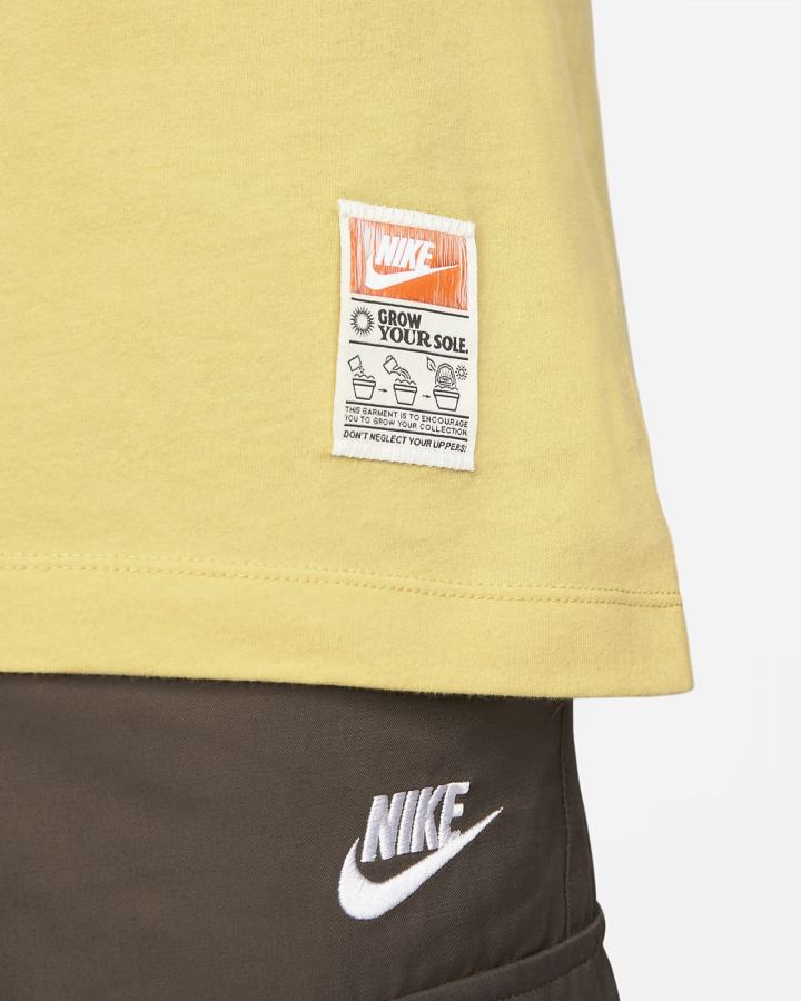 Camiseta Nike Sportswear Sole Hombre Amarillo | BYMNO-1038