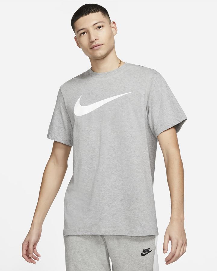 Camiseta Nike Sportswear Swoosh Hombre Gris Oscuro Blancas | BDHNF-9132